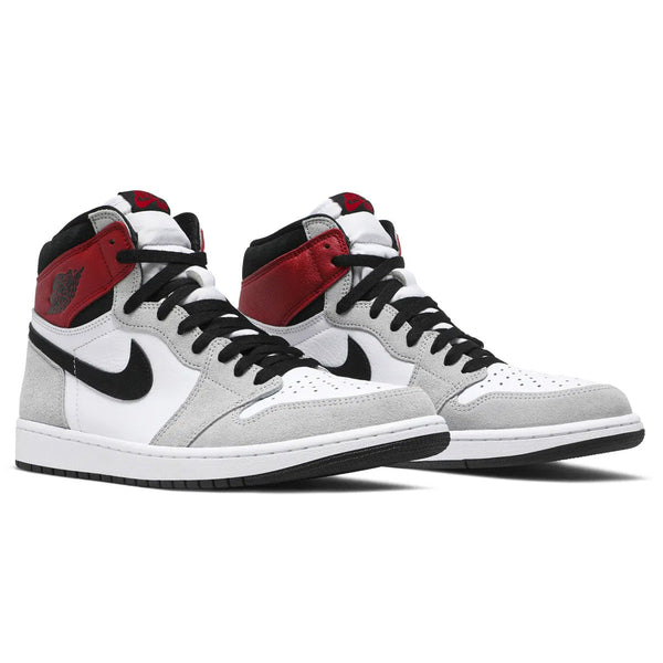 Air Jordan 1 Retro High Light Smoke Grey