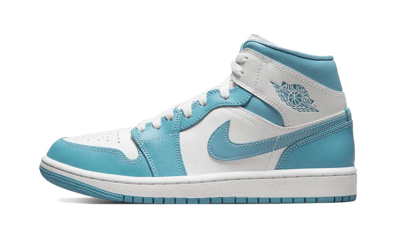 Air Jordan 1 Mid UNC 2022 W